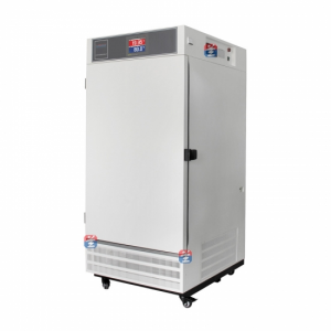 Stability chamber with three level roots